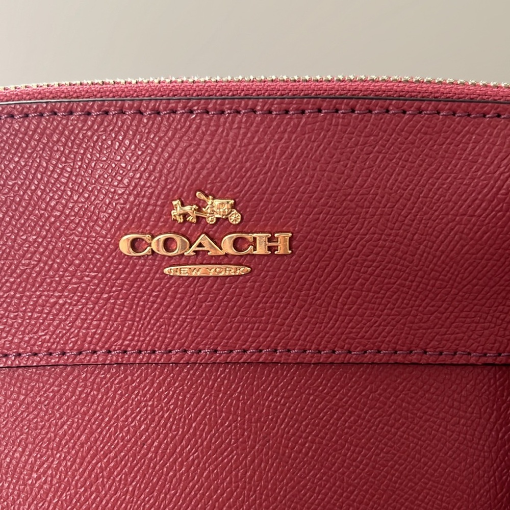 Coach leather bag in pink - Picture 4 of 11